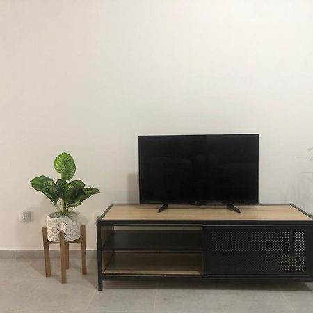 Rdc - Appartement F3 Villiers Le Bel 95 Proche De Paris Roissy エクステリア 写真